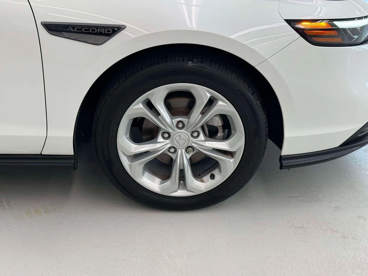 2023 Honda Accord LX - Photo 10