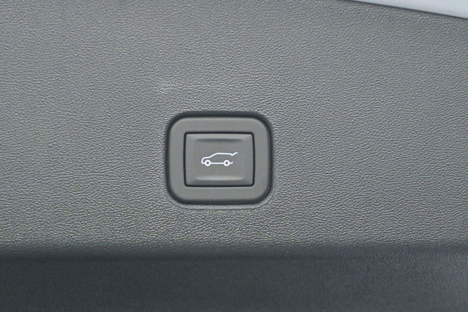 Used 2025 Crystal White Tricoat Cadillac Sport 1 image 10