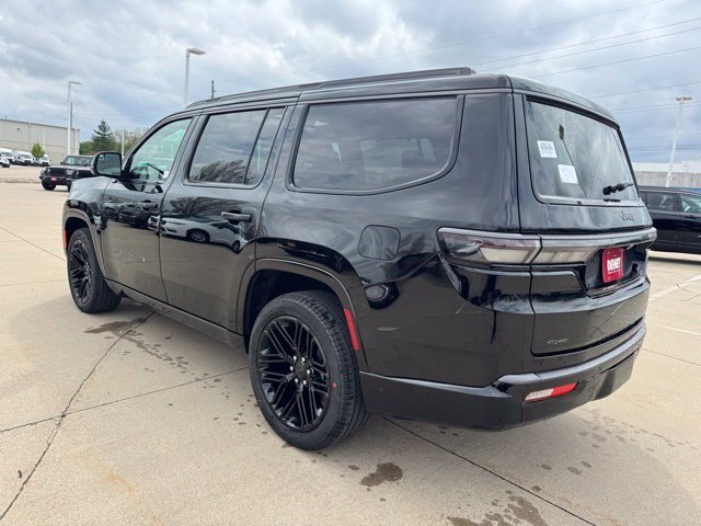 New 2026 High Gloss Black Exterior Paint Jeep Limited Reserve image 4