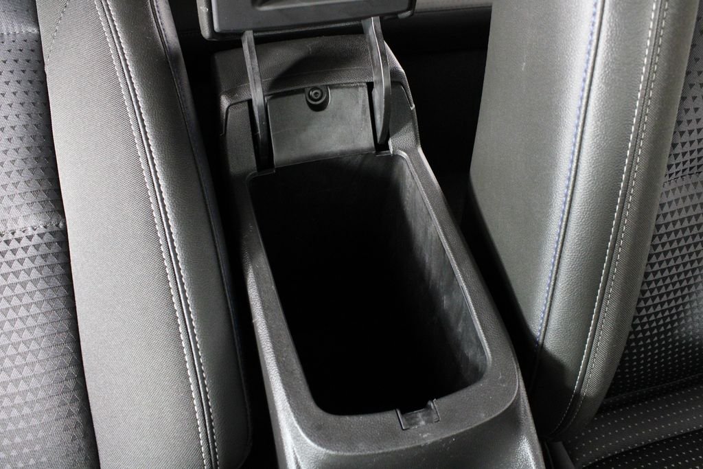 Used 2025 Blue Chevrolet LT image 18