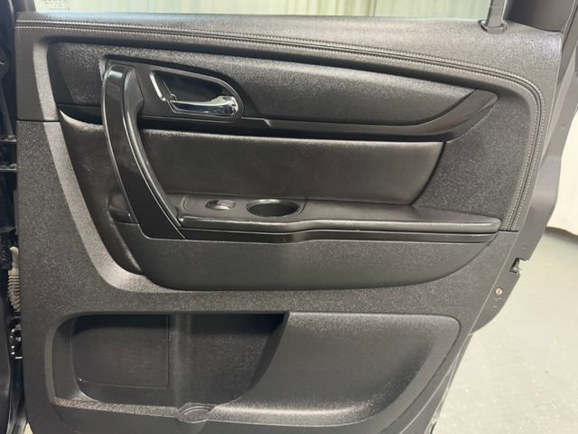 Used 2015 TUNGSTEN METALLIC Chevrolet LT image 32