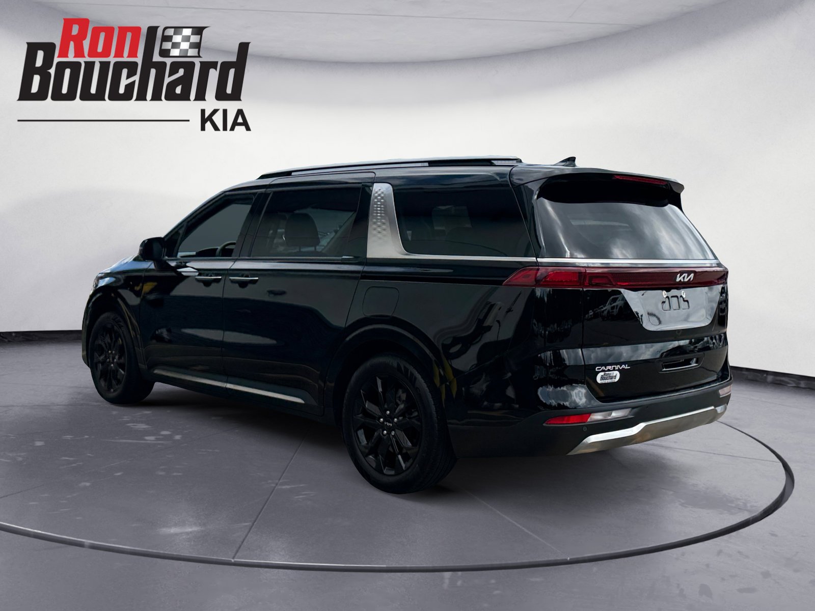 Used 2024 Aurora Black Pearl Kia SX image 4