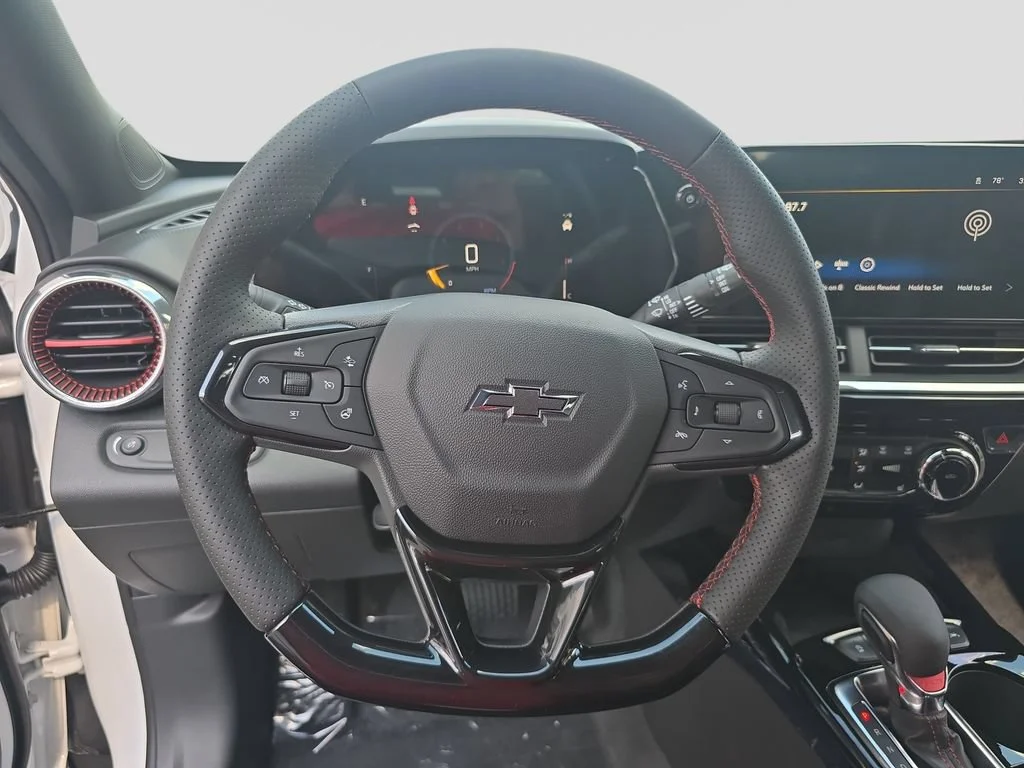 2026 Chevrolet Trax RS - Photo 17