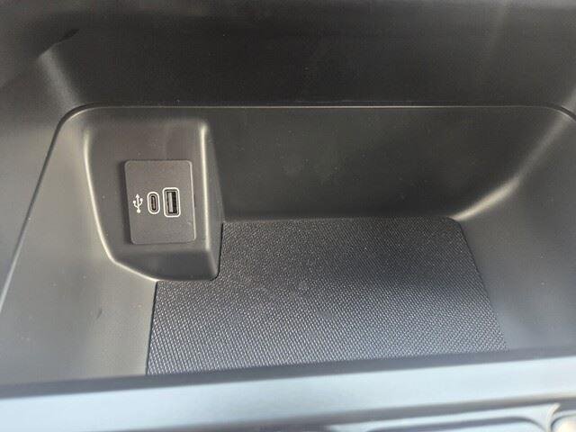 New 2026 Avalanche Ford XLT image 19