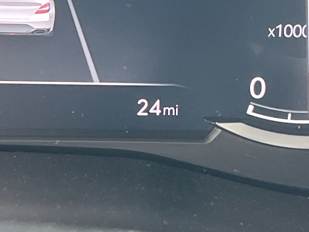 2026 GENESIS G70 Standard - Photo 27