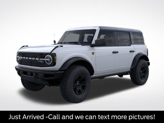 New 2026 Oxford White Ford Badlands® image 1