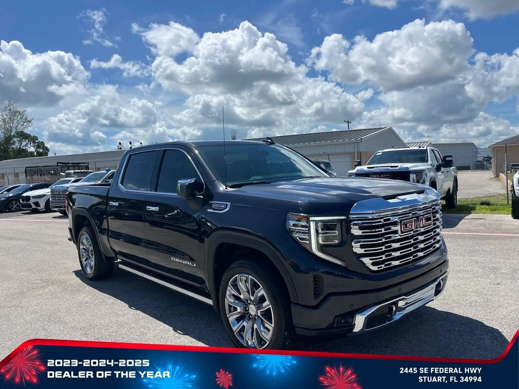 Used 2024 Titanium Rush Metallic GMC Denali image 2
