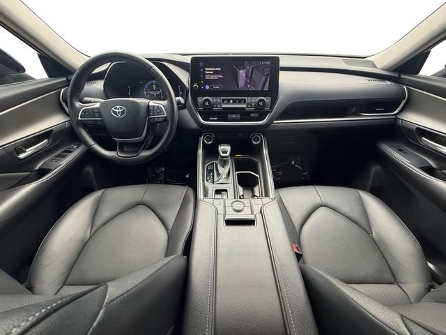 Used 2025 Black Toyota XLE image 12