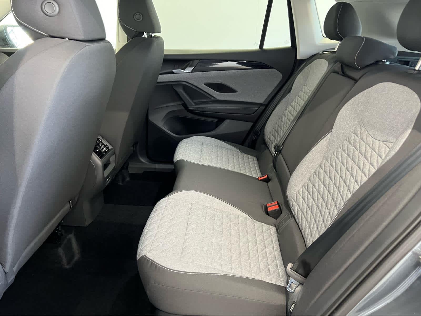 2026 Volkswagen Tiguan S - Photo 25