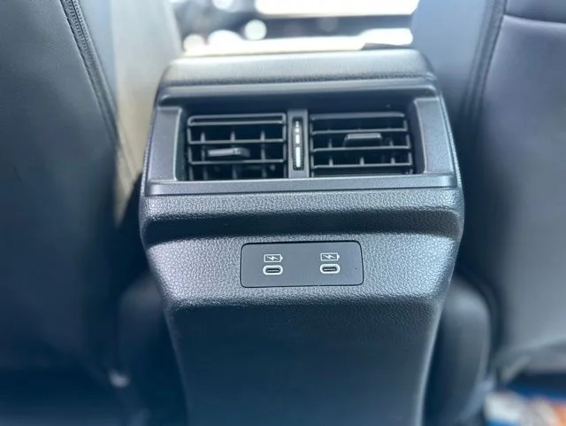 Used 2024  Honda EX-L image 15
