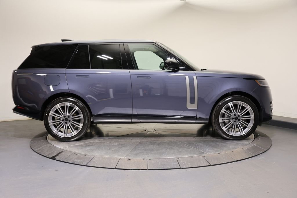 2026 Land Rover Range Rover SE - Photo 6