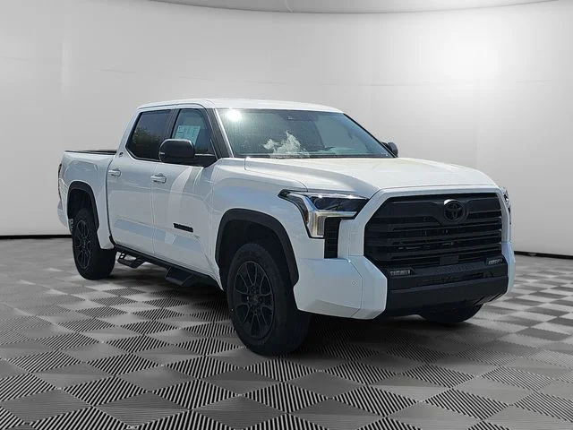 New 2026 Ice Cap Toyota SR5 image 7