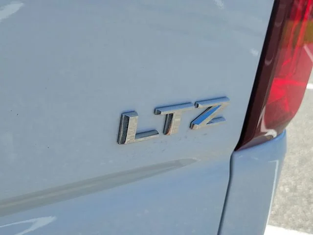 2024 Chevrolet Silverado 1500 LTZ - Photo 10