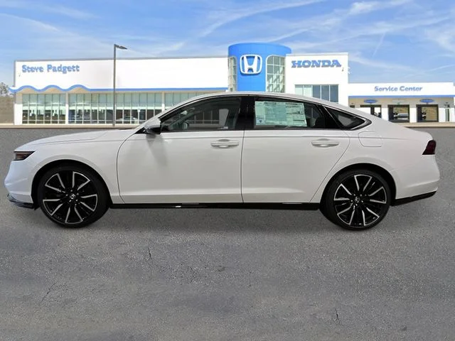 New 2026 Platinum White Pearl Honda Touring image 2