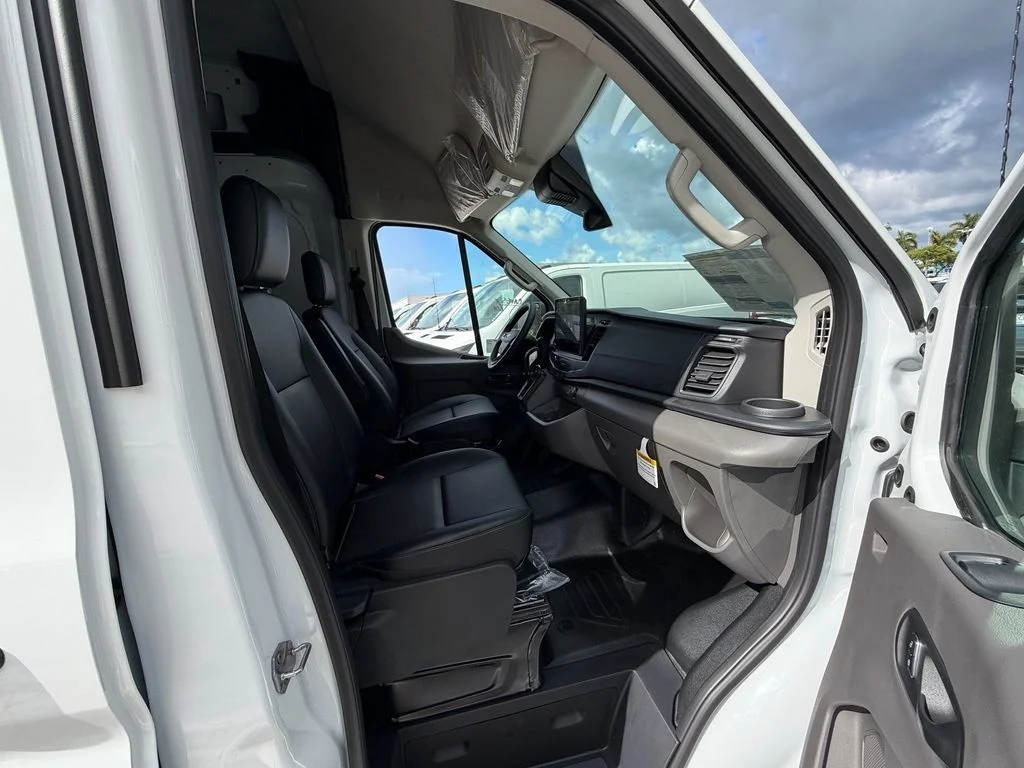 New 2026 White Ford Base image 11