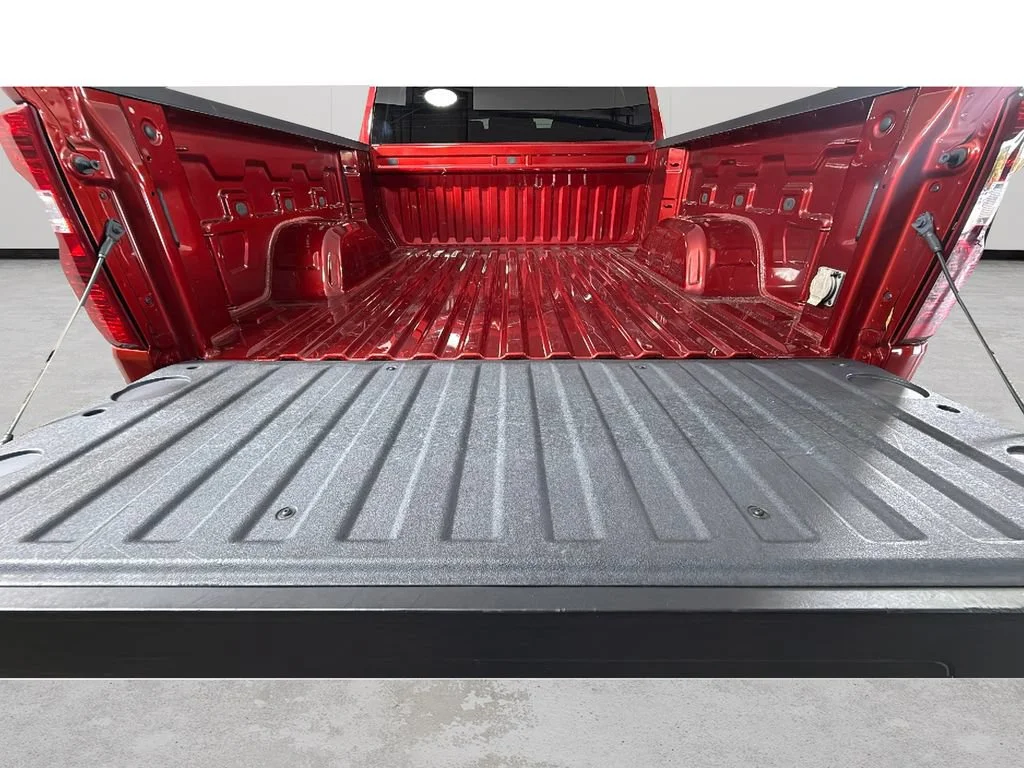 Used 2022 Cherry Red Tintcoat Chevrolet LT image 27