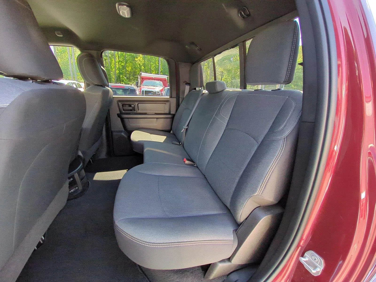Used 2024 Delmonico Red Pearlcoat Ram Tradesman image 30