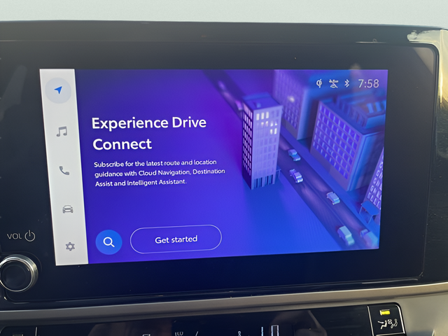 2025 Toyota Camry LE - Photo 17