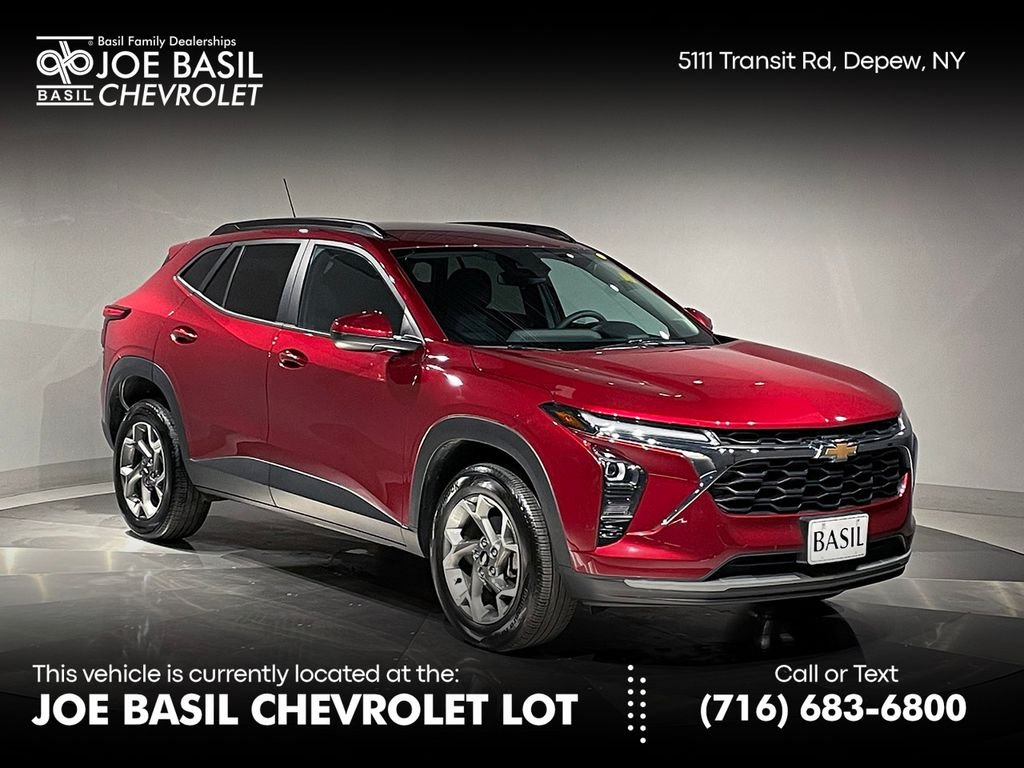 Used 2025 Red Chevrolet LT image 1