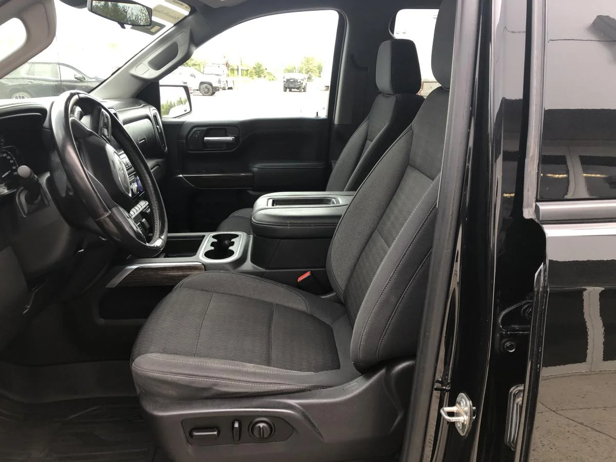 Used 2021 Black GMC 4WD Crew Cab 147" Elevation image 11