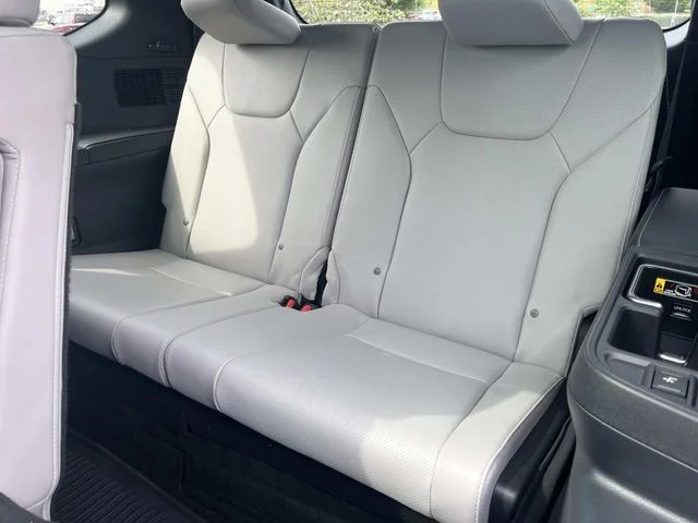 Used 2026 White Lexus 350 Premium image 22