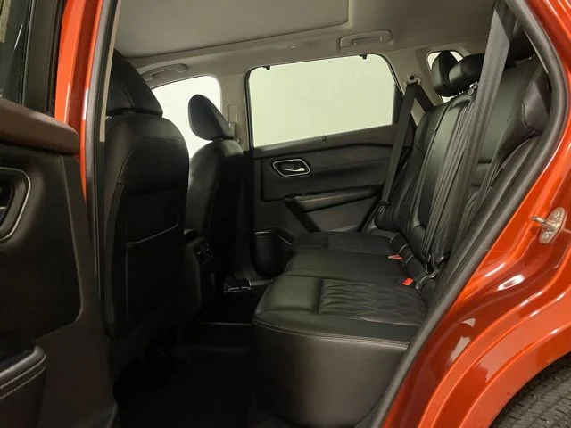 Used 2021 Orange Nissan Platinum image 26