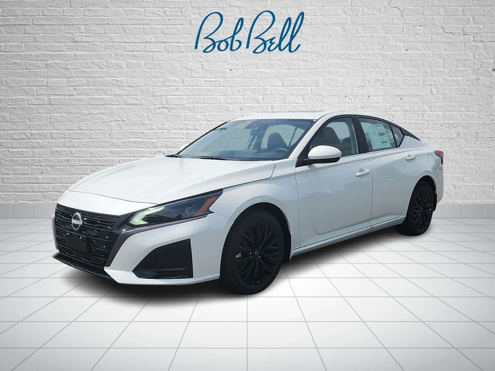 New 2026 White Nissan 2.5 SV image 3