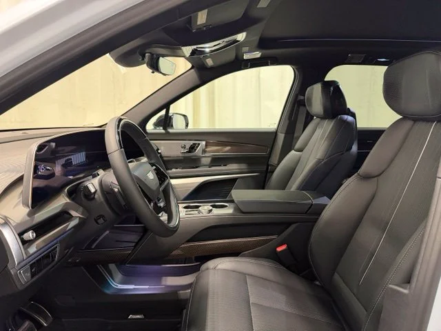 2027 Cadillac VISTIQ Sport - Photo 20