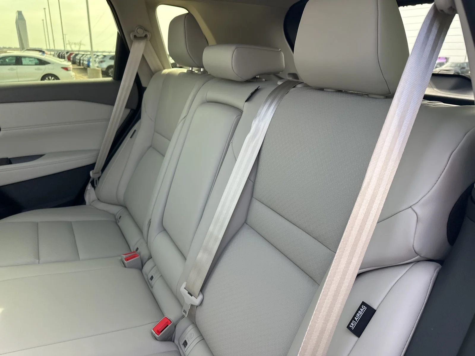 New 2026 Everest White Pearl TriCoat Nissan Dark Armor™ image 19