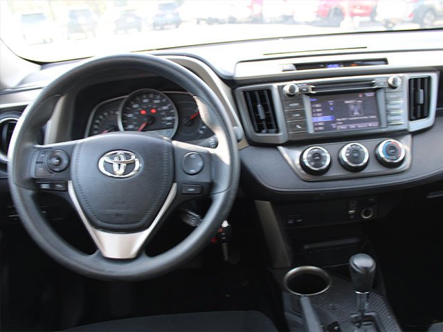 Used 2015 Black Toyota LE image 8