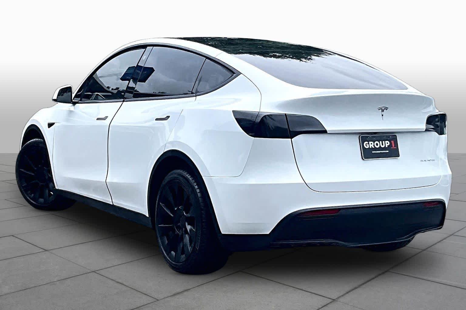 Used 2023 Pearl White Multi-Coat Tesla Long Range image 11
