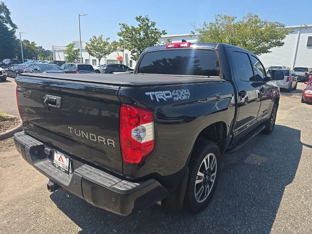 Used 2020 Black Toyota SR5 image 5