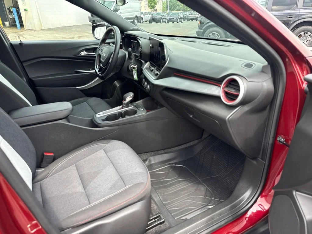 Certified Used 2024 Crimson Metallic Chevrolet 1RS image 33