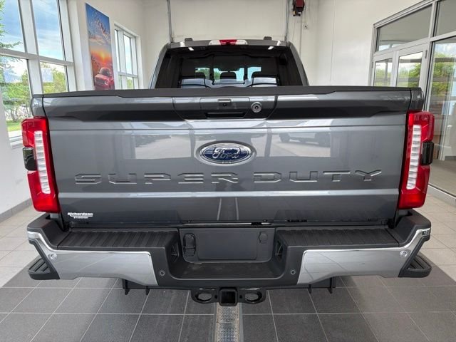 New 2026 Carbonized Gray Metallic Ford F-350® Lariat® image 13