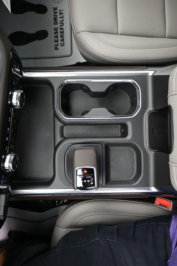 2026 GMC Sierra 1500 SLT - Photo 36