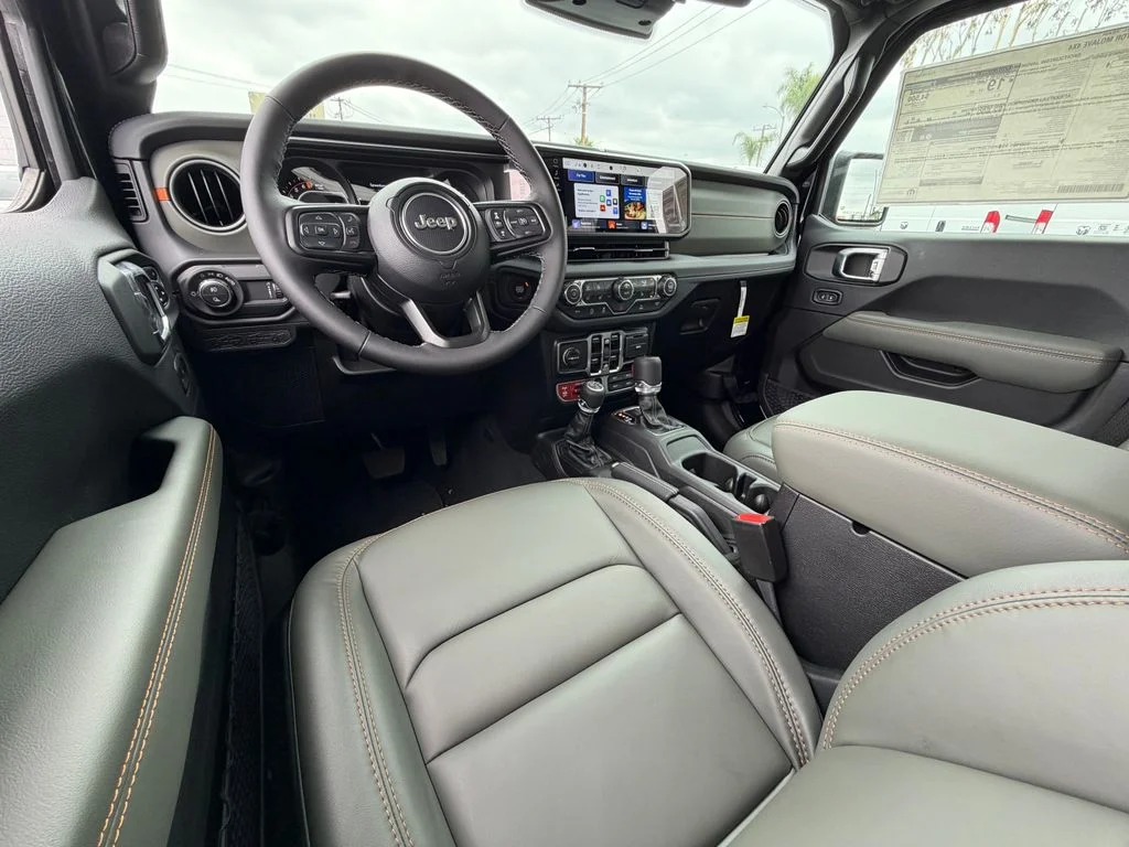 New 2026 Black Clear-Coat Exterior Paint Jeep Mojave image 29