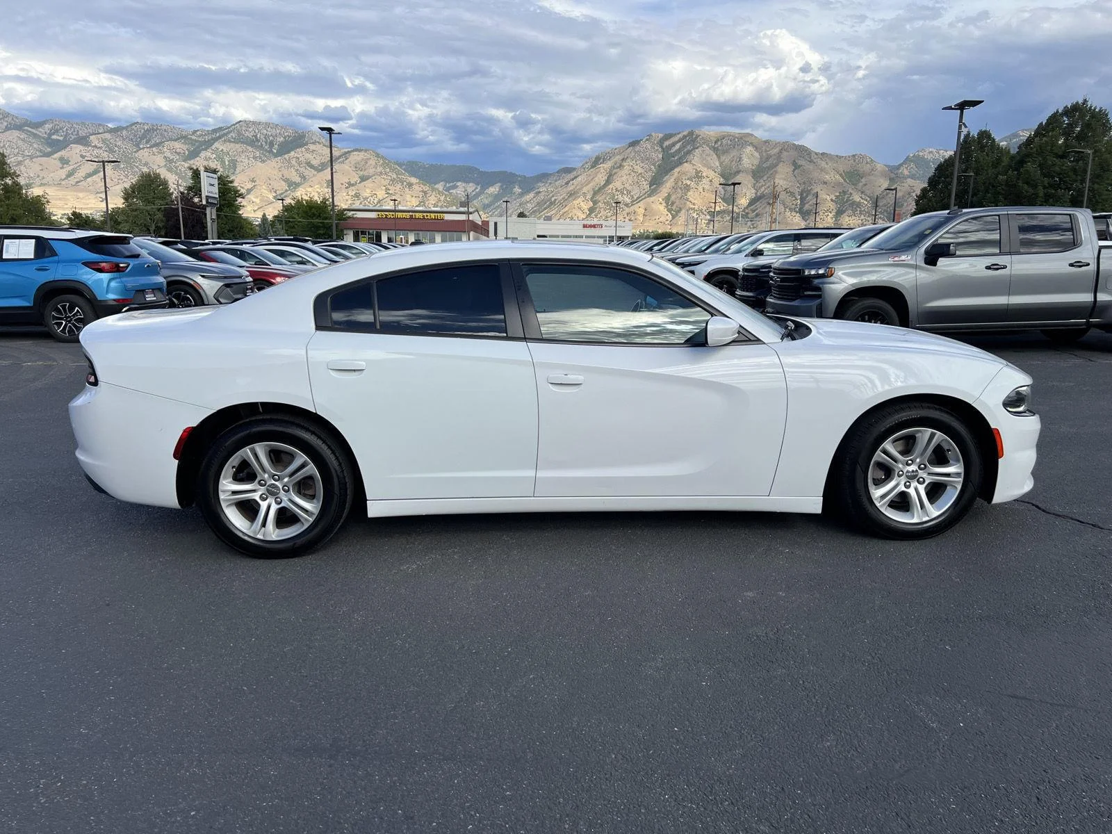 2019 Dodge Charger SXT - Photo 6
