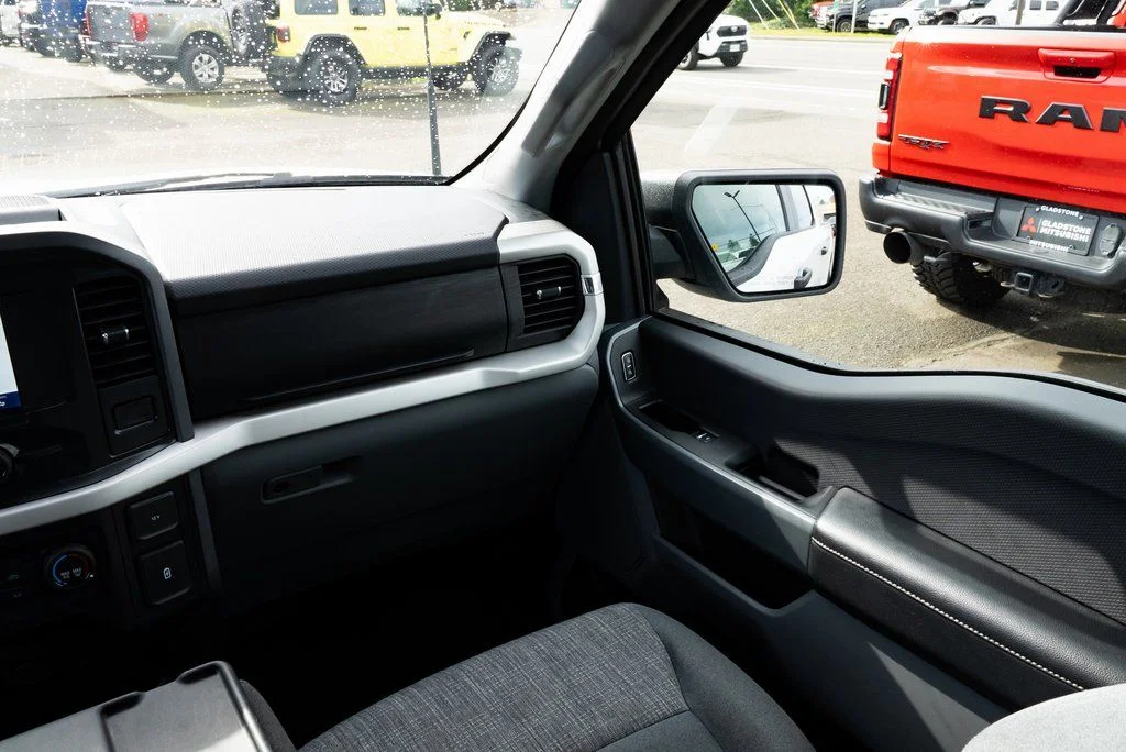 Used 2022 White Ford XLT image 10
