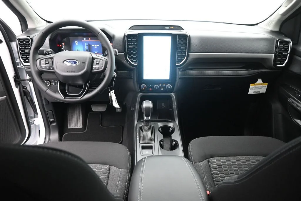 New 2026 Oxford White Ford XLT image 18