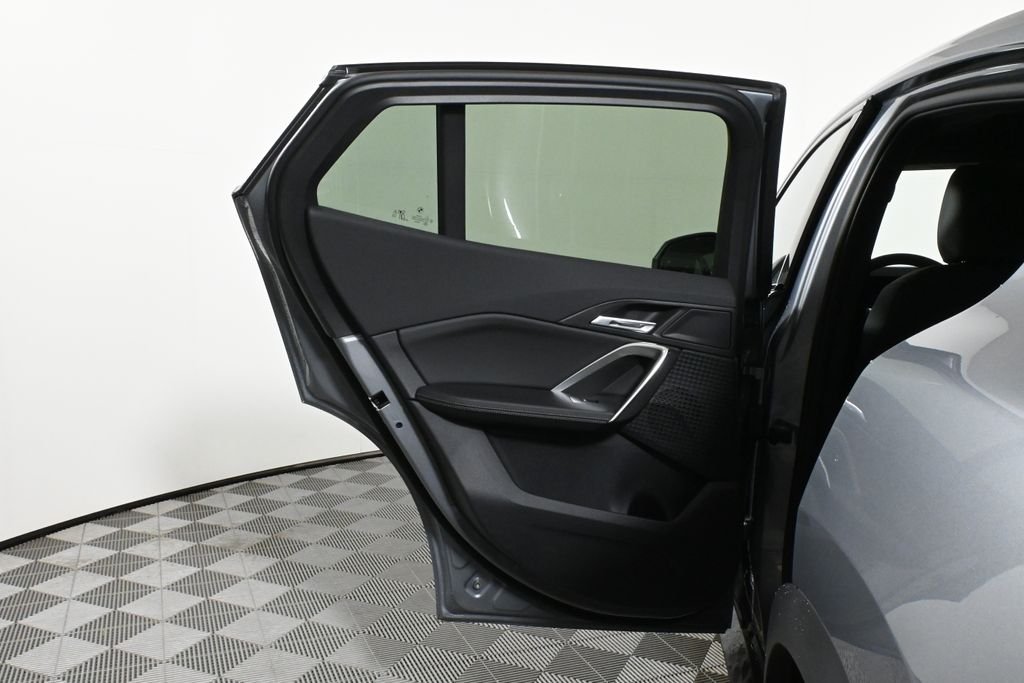 Used 2025 Gray BMW xDrive28i image 32