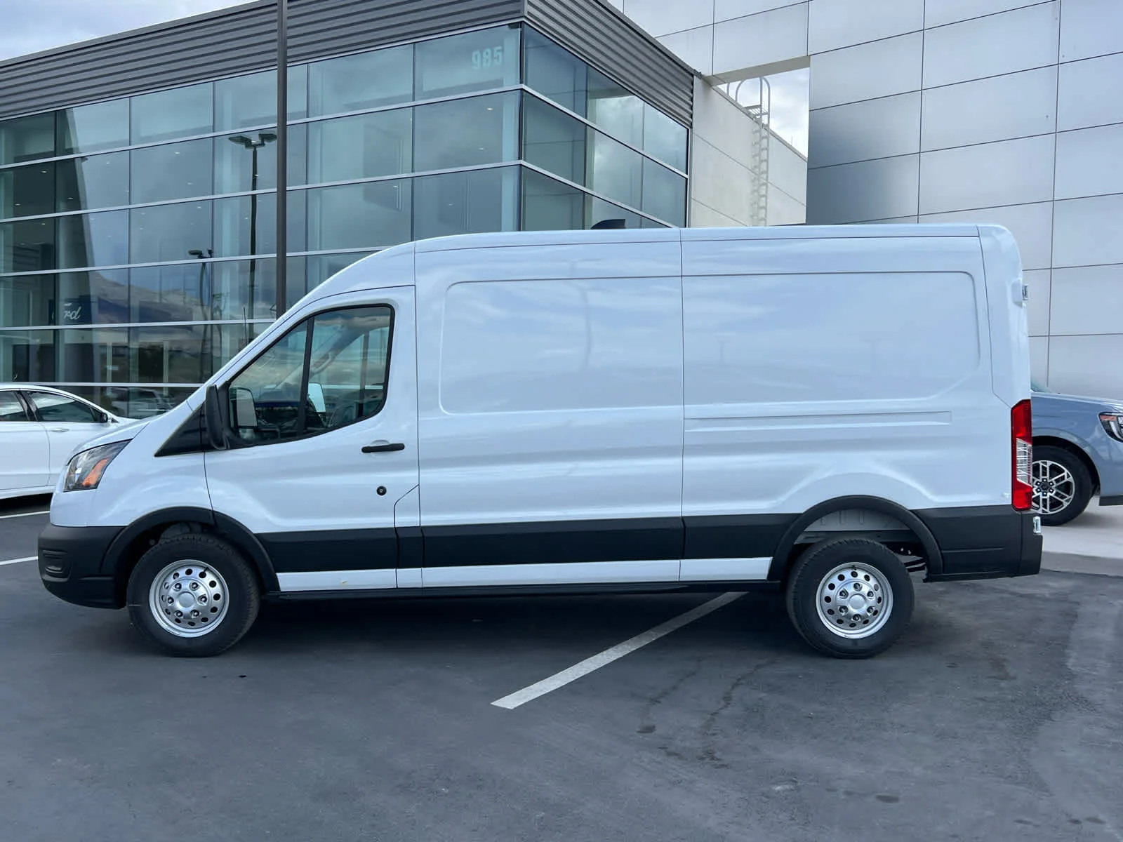 New 2026 Oxford White Ford Cargo Van image 10