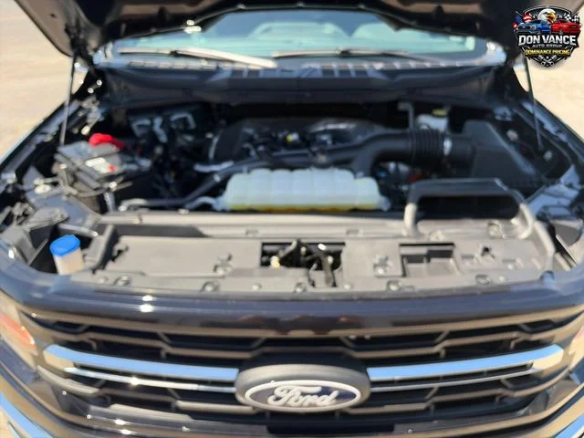 Used 2024 Black Ford XLT image 21