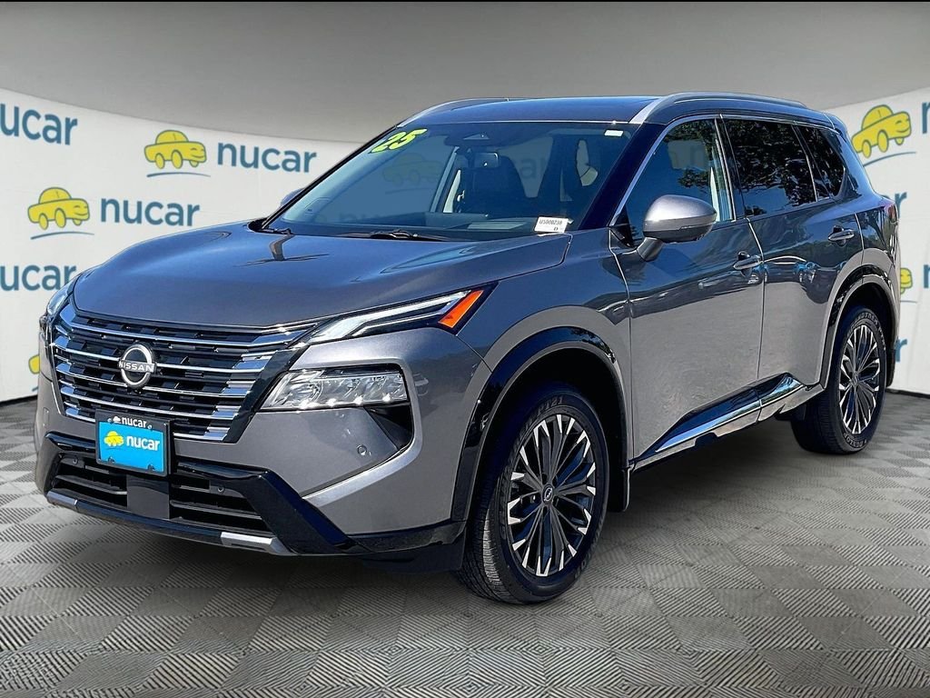 Used 2025 Gun Metallic Nissan Platinum image 3