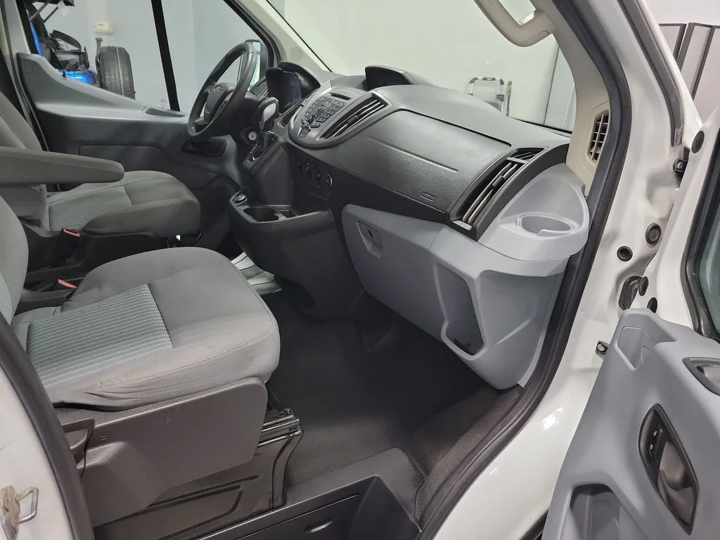 Used 2019 White Ford XLT image 10