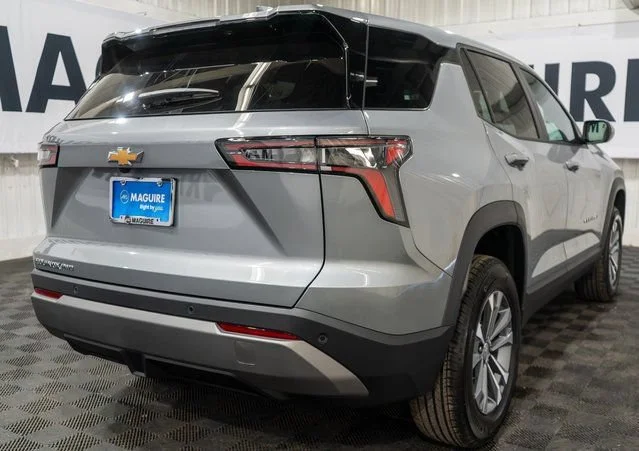 New 2027 Sterling Gray Metallic Chevrolet LT image 5