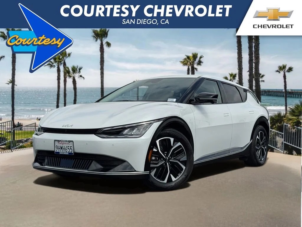 2023 Kia EV6 Wind's photo
