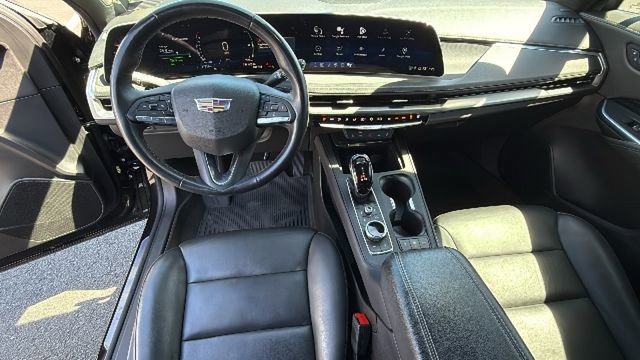 2024 Cadillac XT4 Luxury - Photo 9