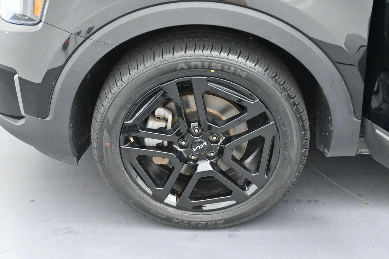 Used 2023 Ebony Black Kia EX X-Line image 32