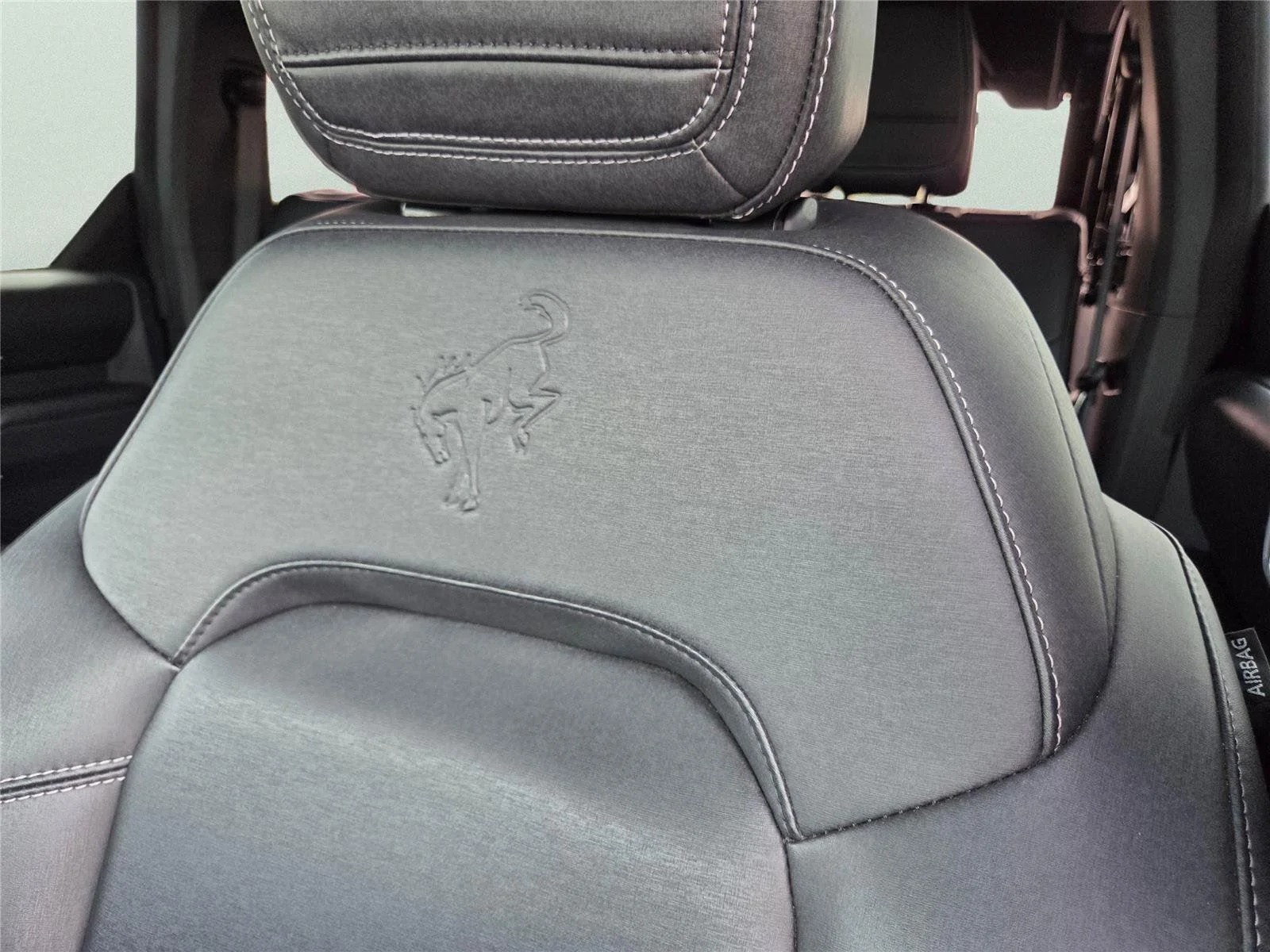 Used 2025 Shadow Black Ford Badlands image 18
