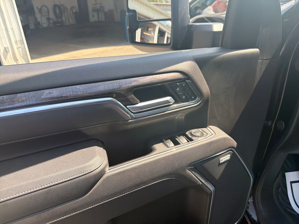 Used 2025 Black Chevrolet LTZ image 11